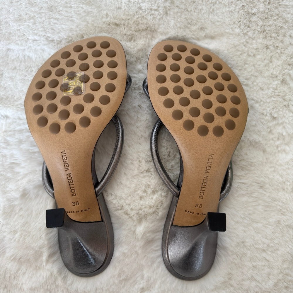 Authentic Bottega Veneta Blink Sandal Lamina Smooth Silver Metallic size 38 NIB - Picture 6 of 9